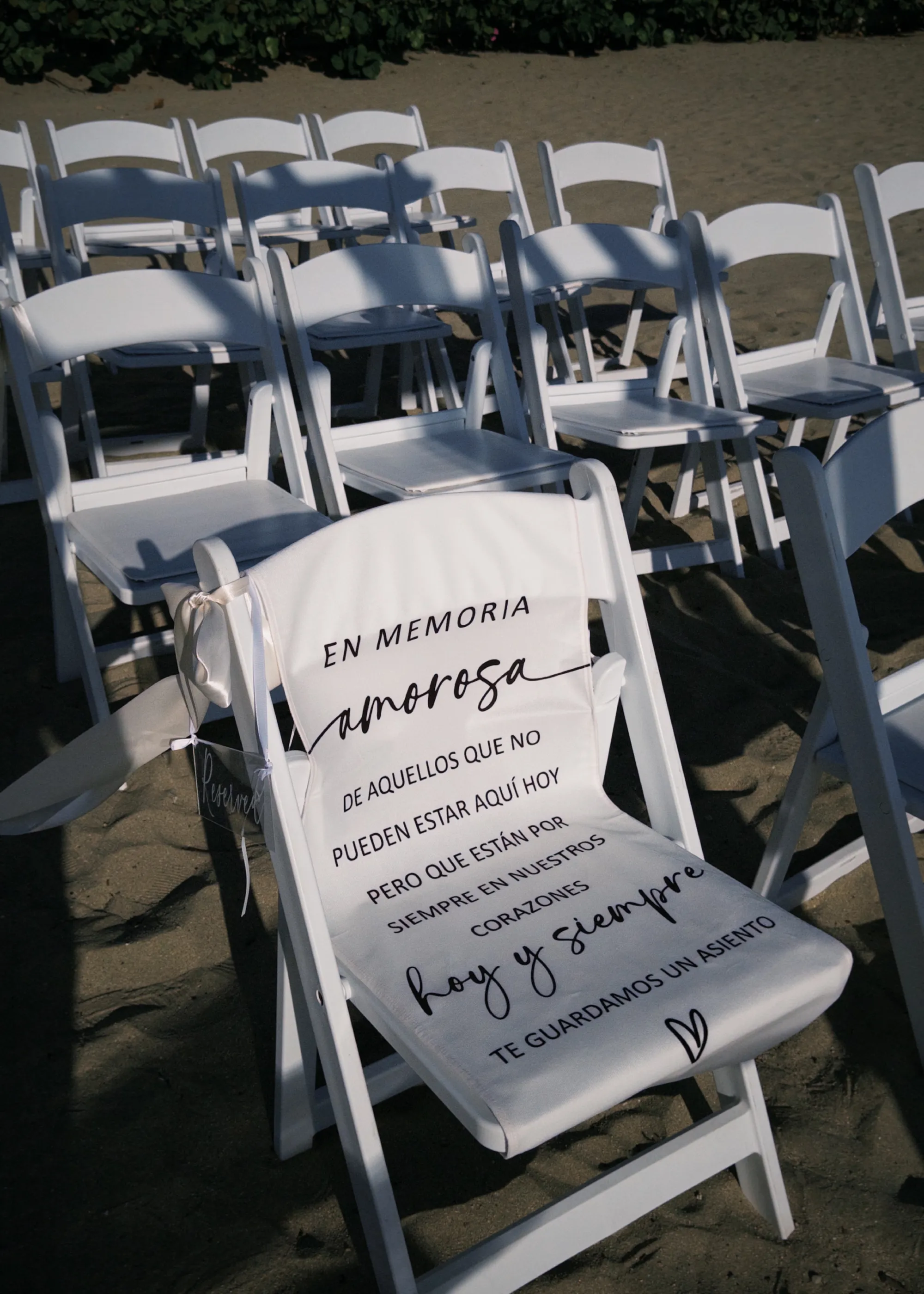 Ceremonia romántica frente al mar